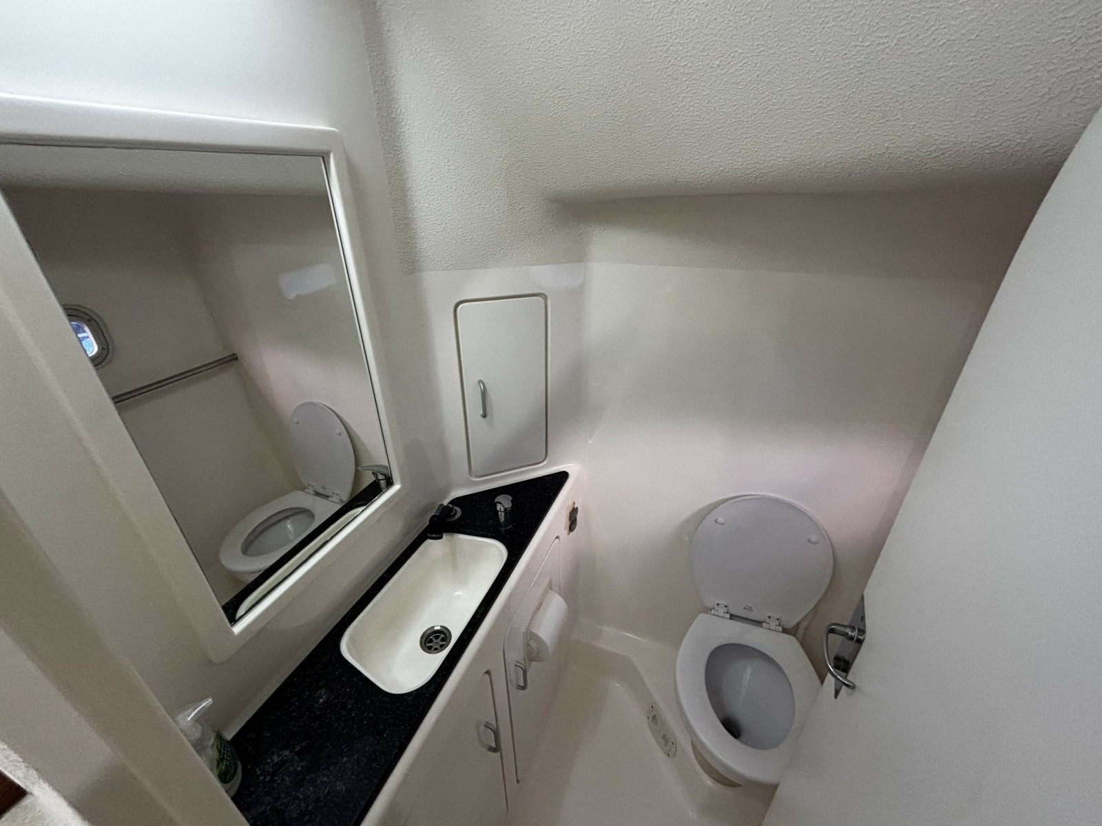 2011 Voyage Yachts 520