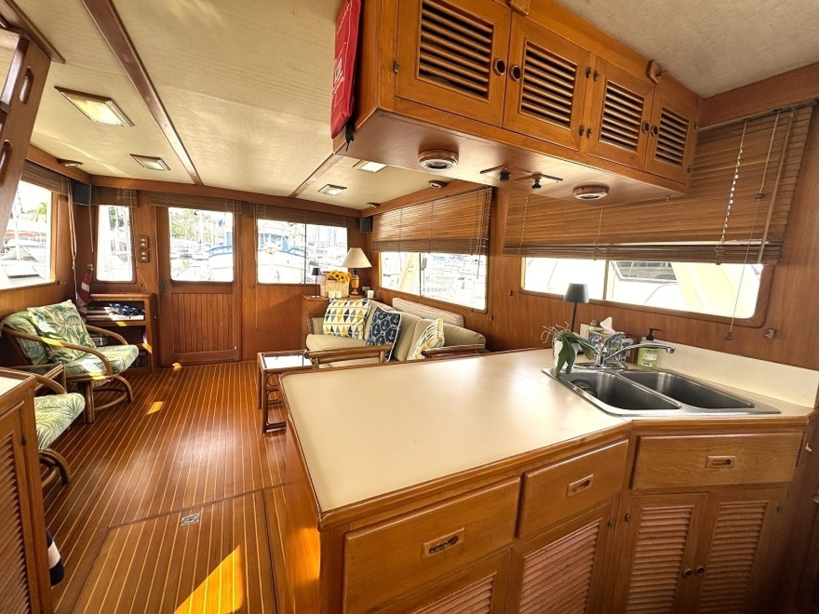 1988 Offshore Yachts 