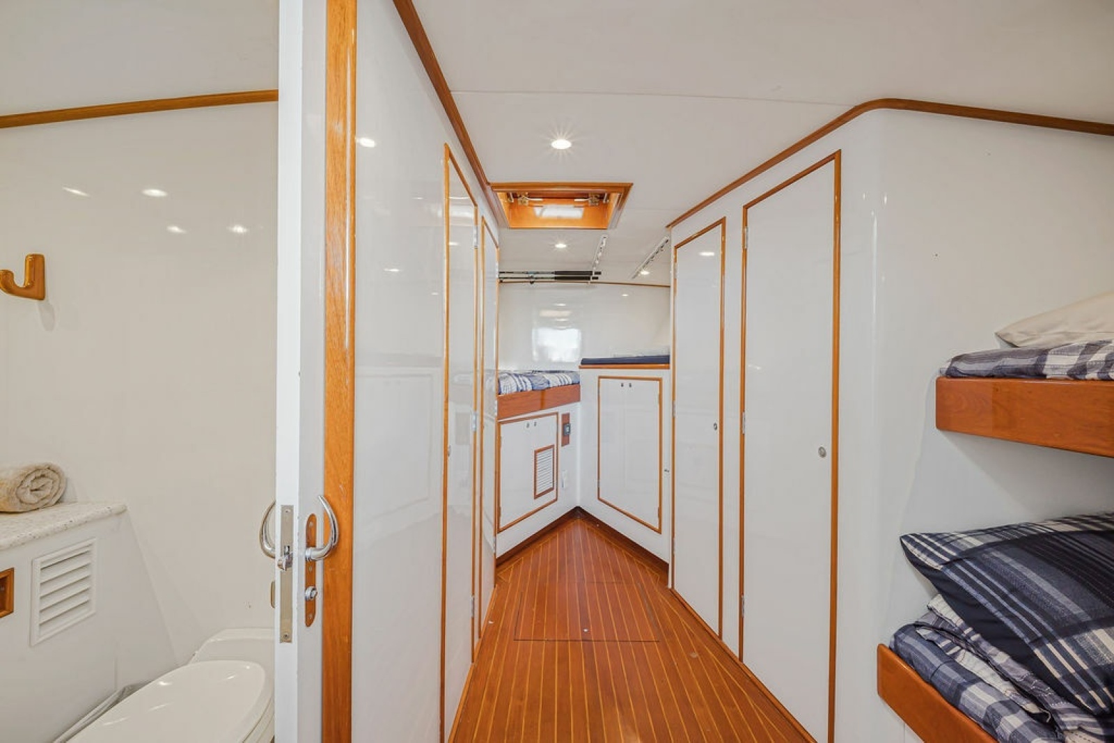 48ft Merritt Yacht For Sale