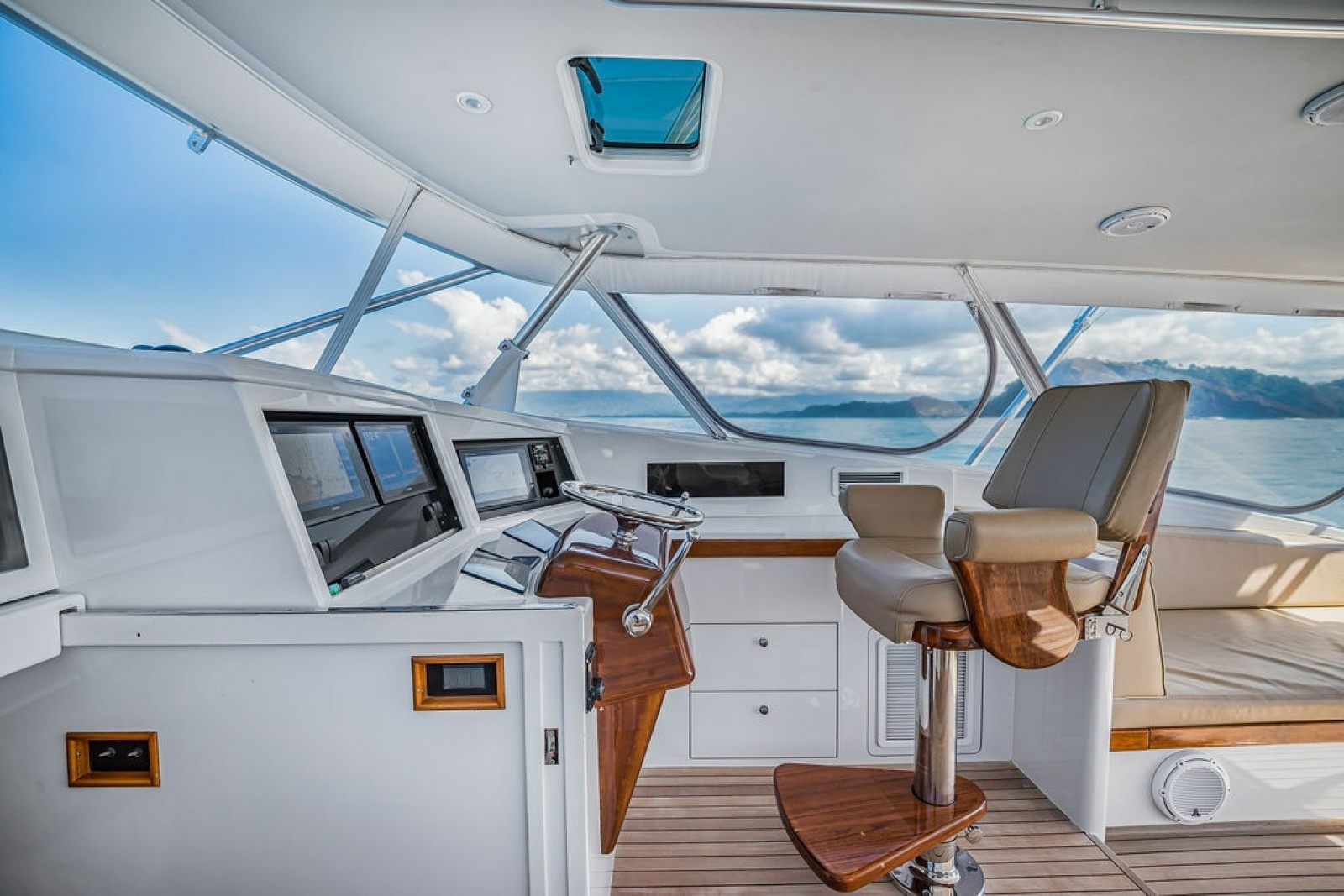 48ft Merritt Yacht For Sale