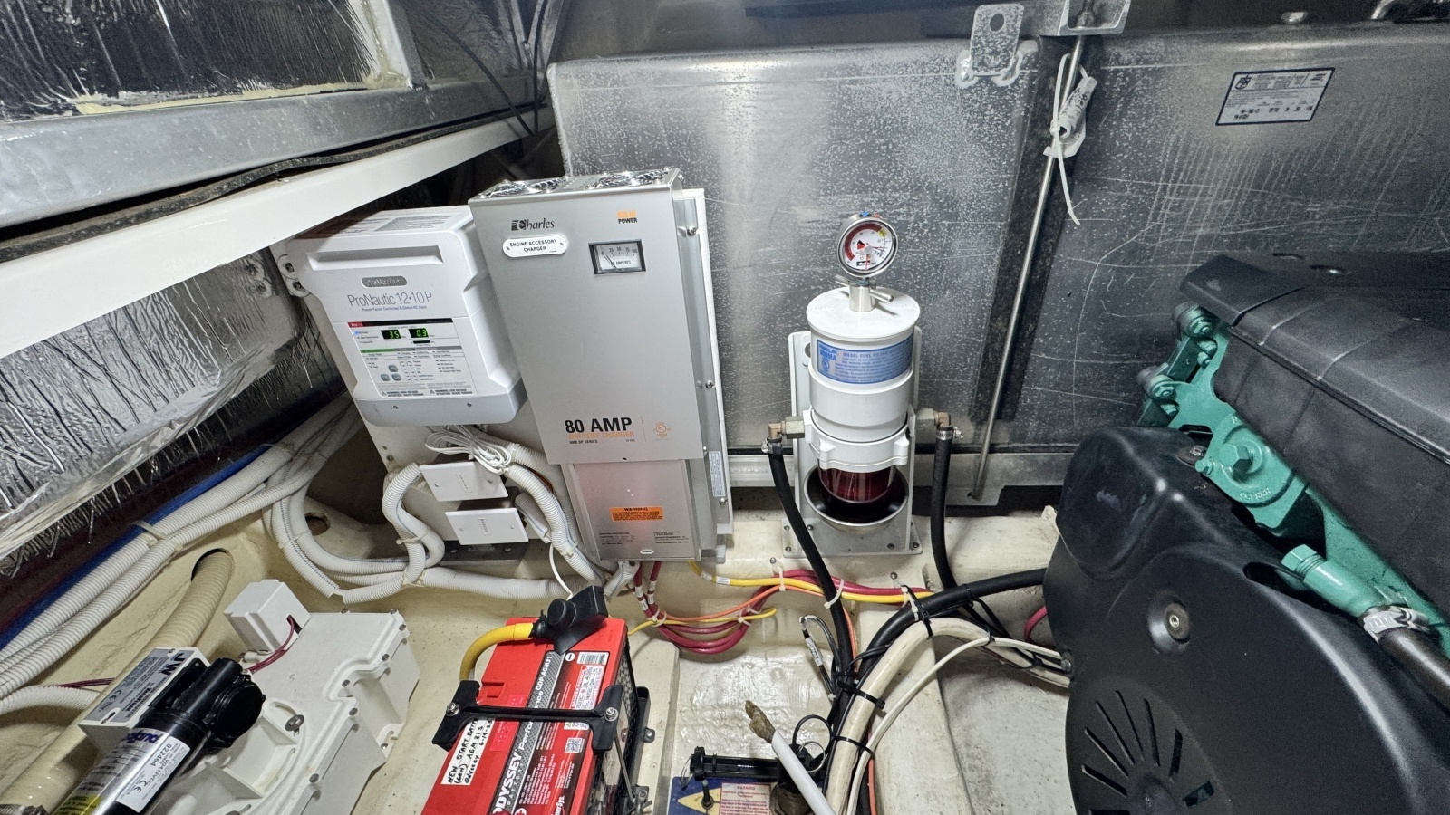 2007 Carver 47 Motor Yacht Engine Room