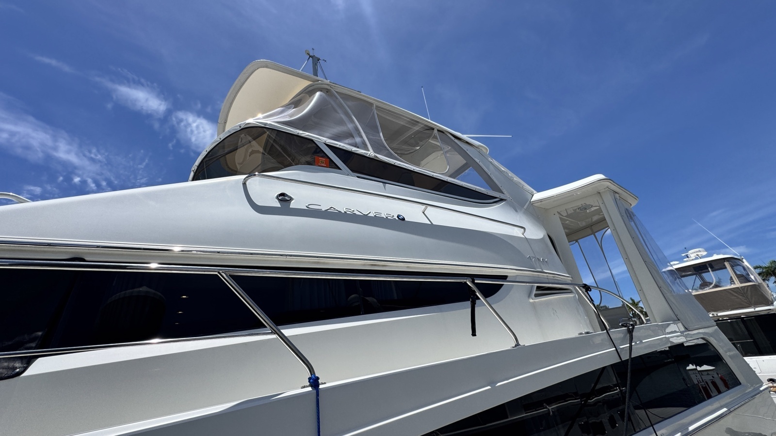 2007 Carver 47 Cockpit Motor Yacht