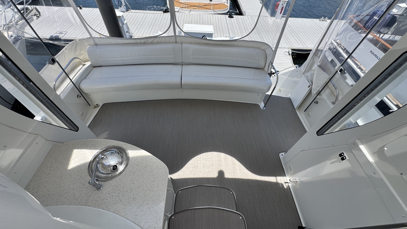 2007 Carver 47 Cockpit Motor Yacht