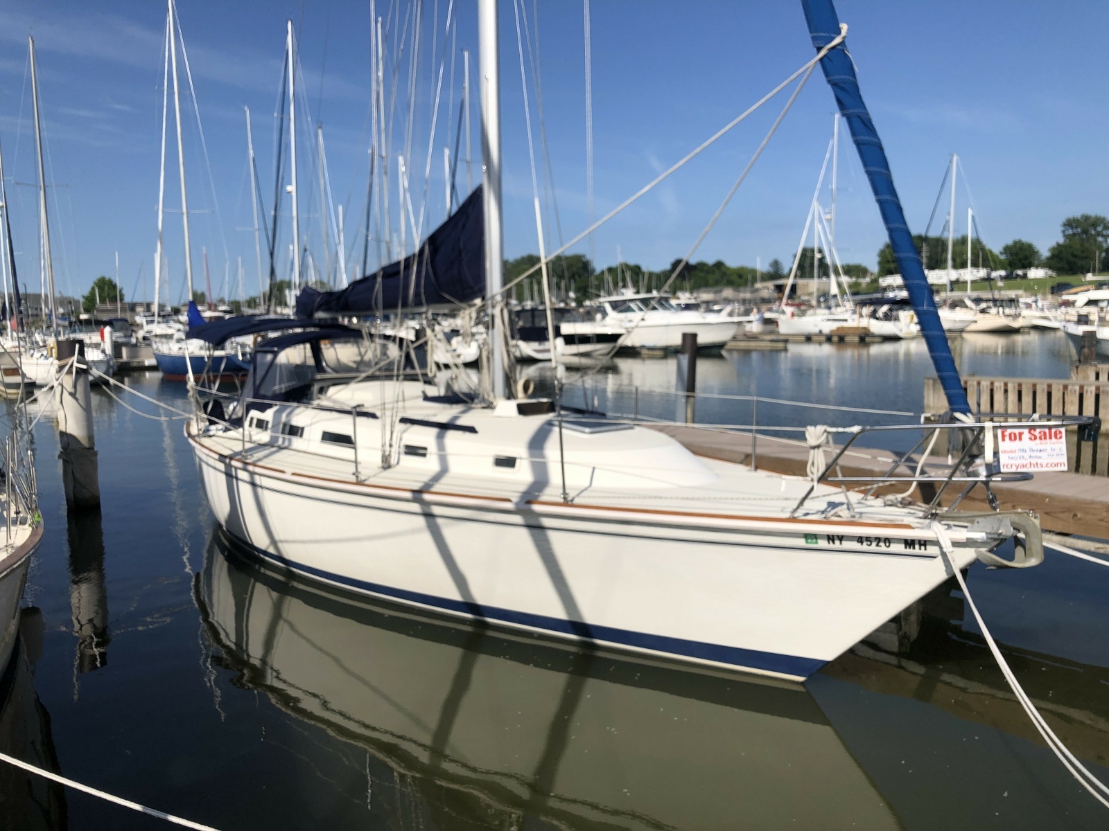 36ft Pearson Yacht For Sale
