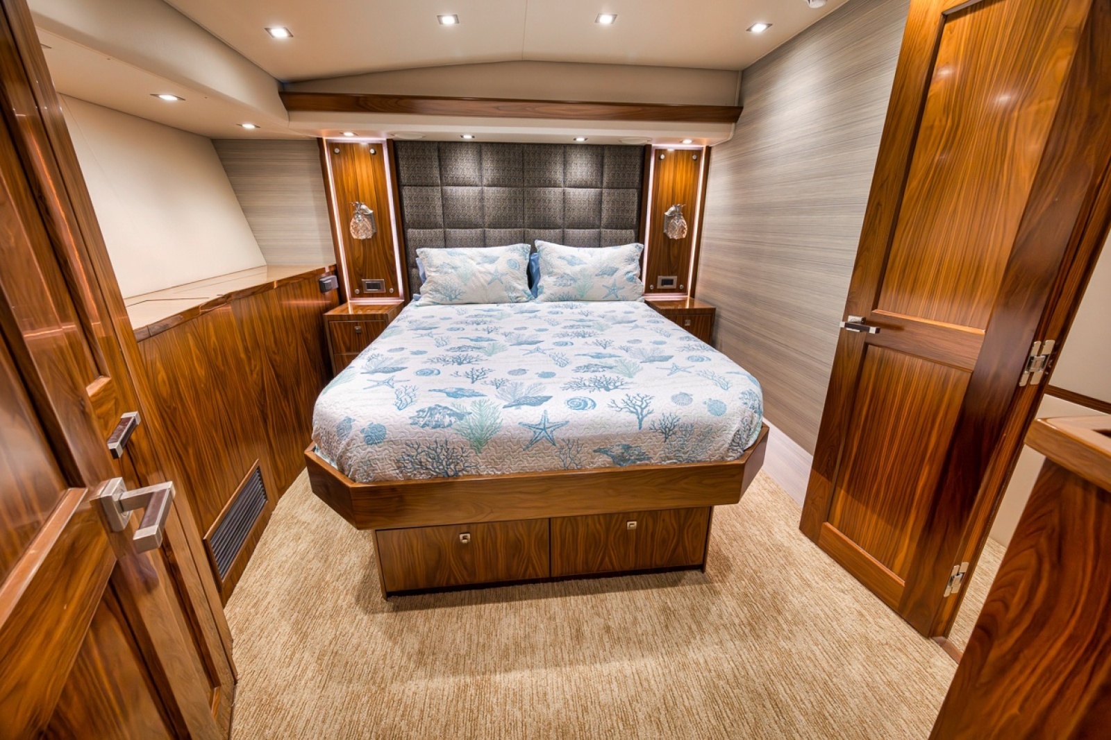 SIR REEL 92ft Viking Yacht For Sale