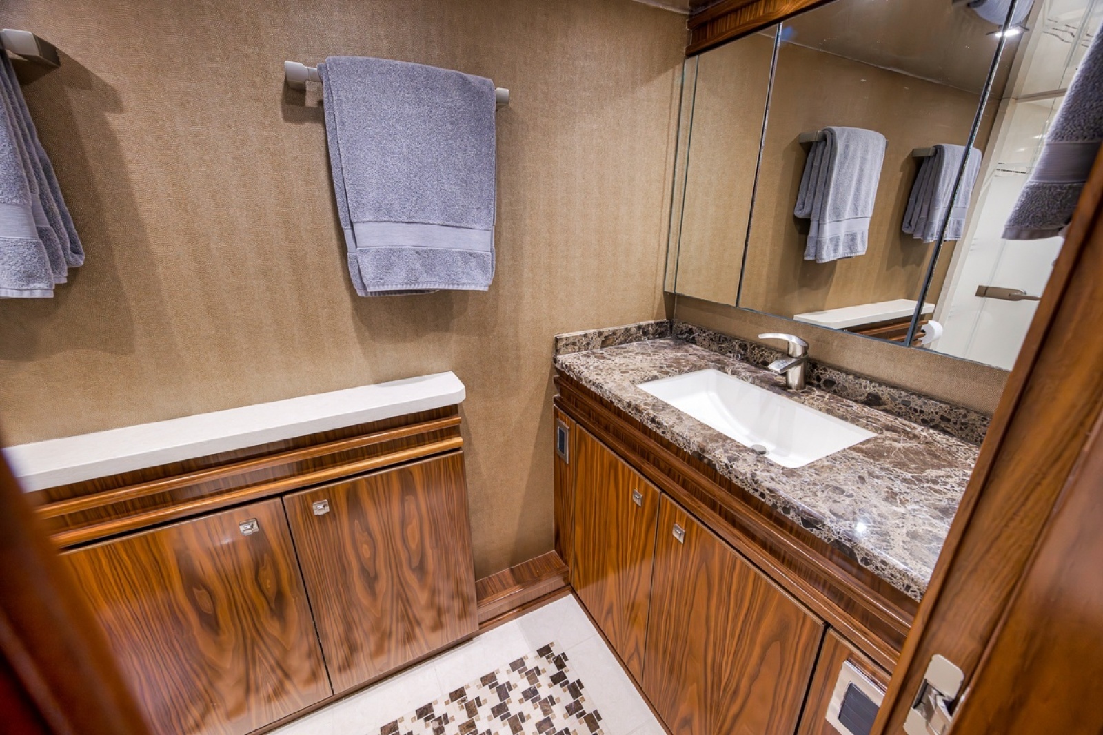 SIR REEL 92ft Viking Yacht For Sale