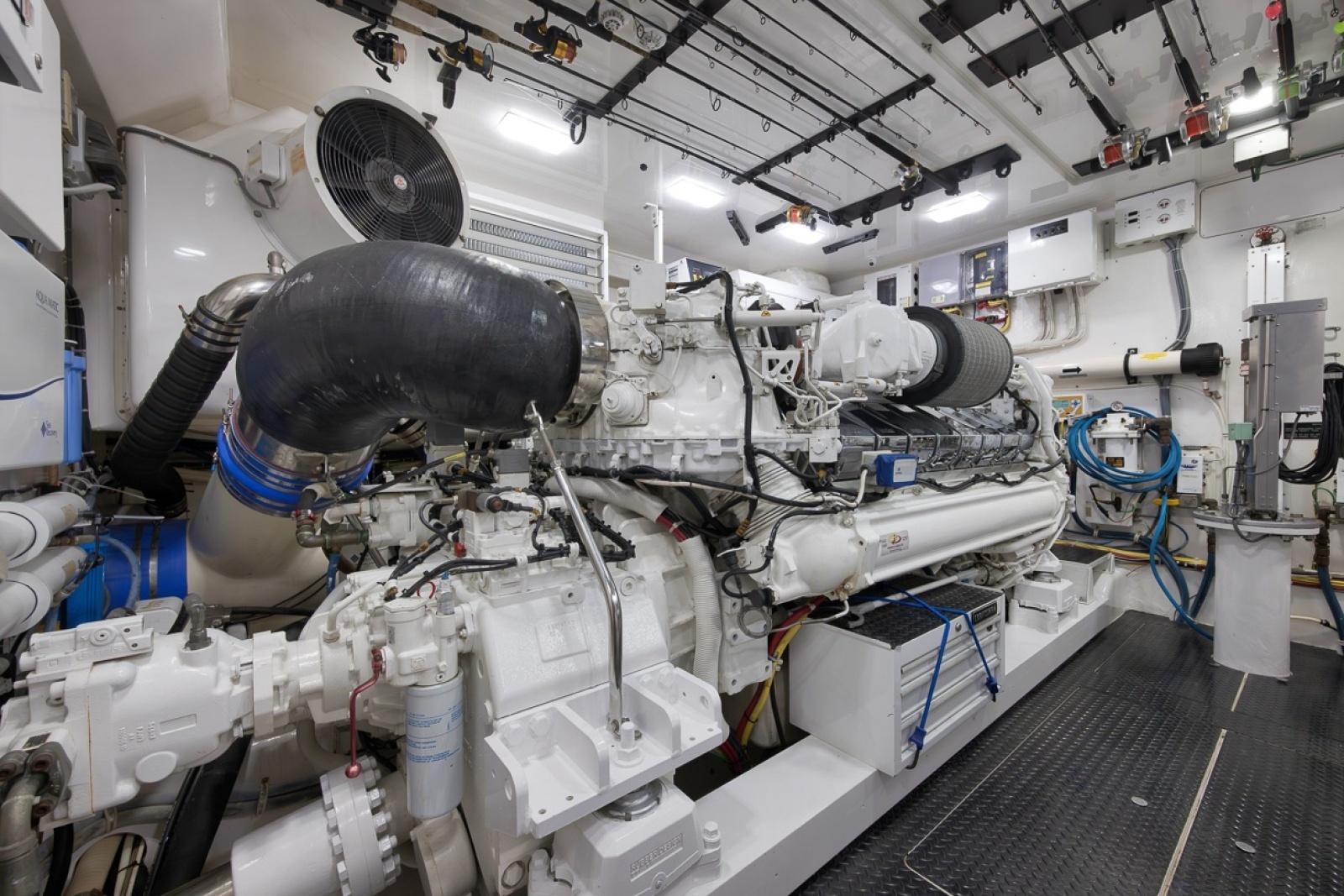 SIR REEL 92ft Viking Yacht For Sale