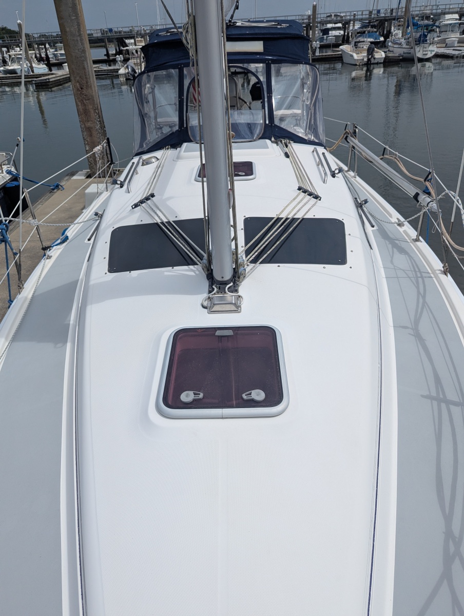 2006 Hunter 33