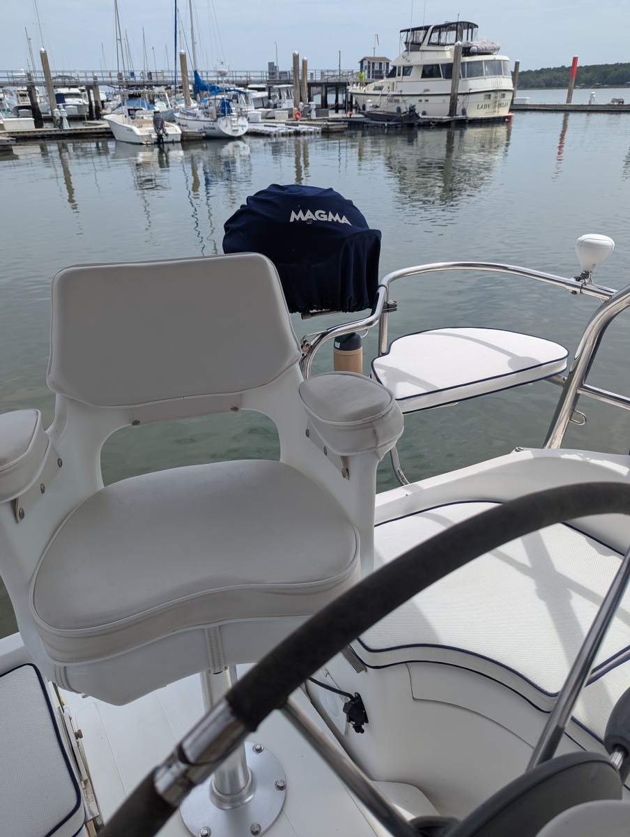 2006 Hunter 33