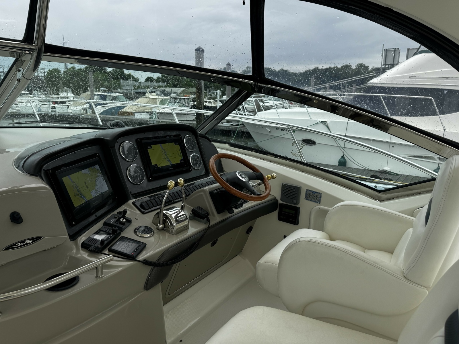 40ft Sea Ray Yacht For Sale