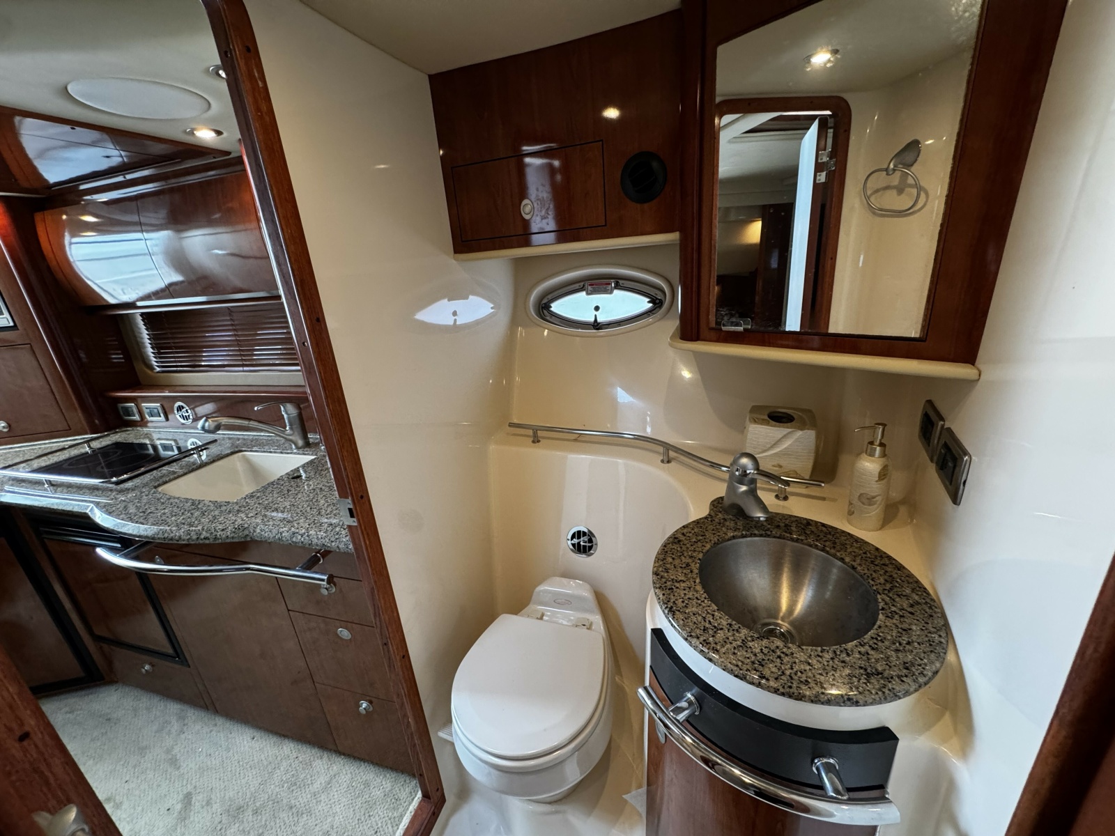 40' 2006 Sea Ray 40 Sundancer