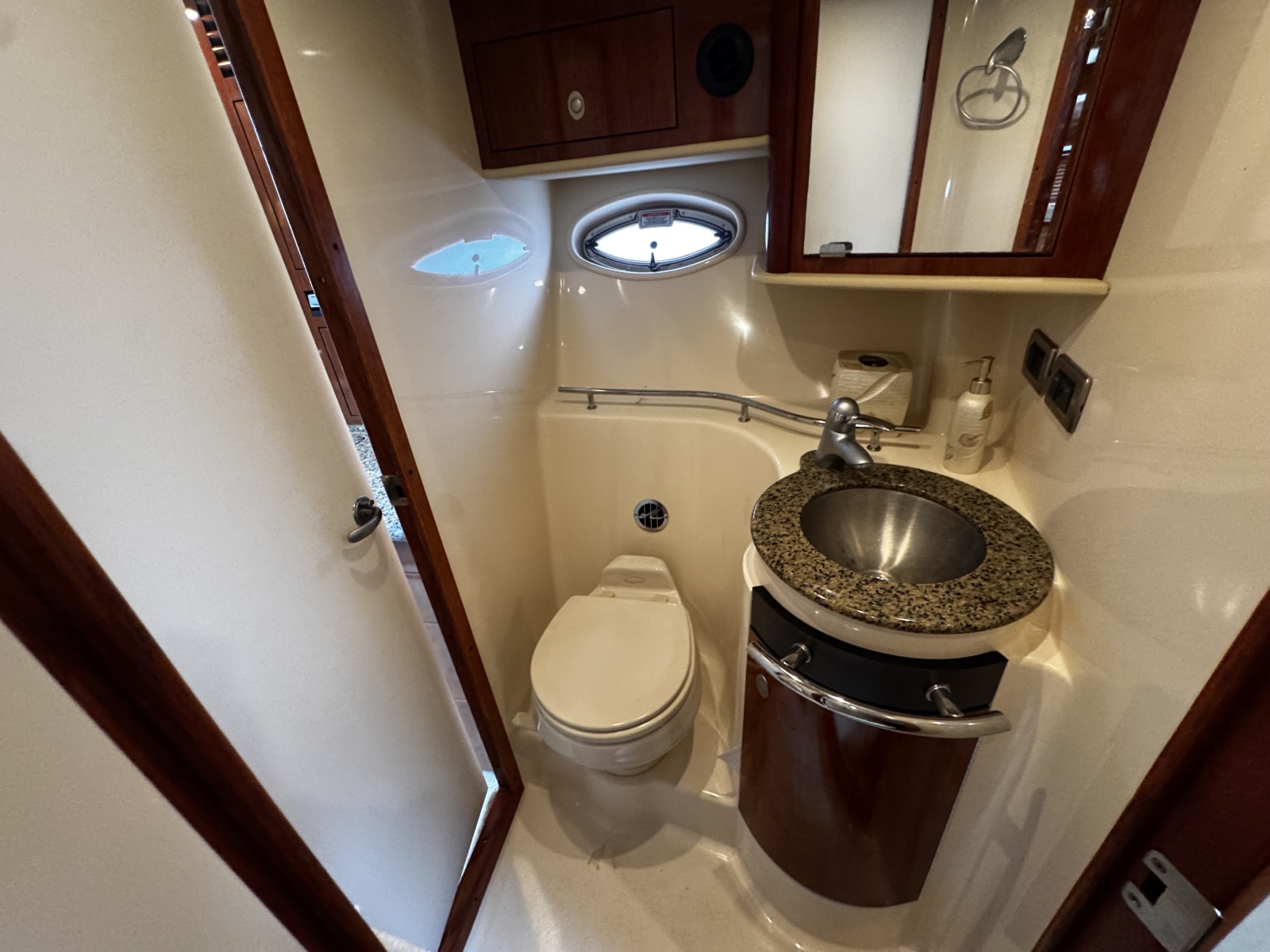 2006 Sea Ray 40 Sundancer
