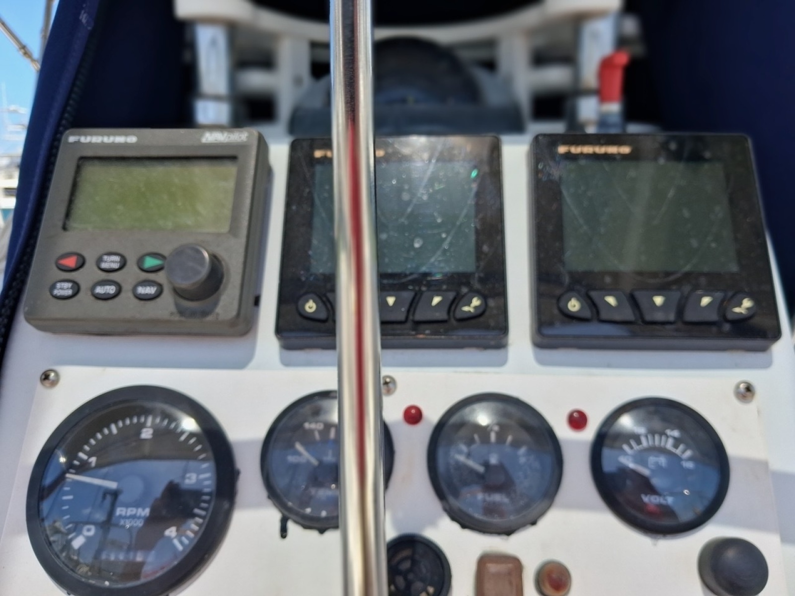 2005 Catalina 350
