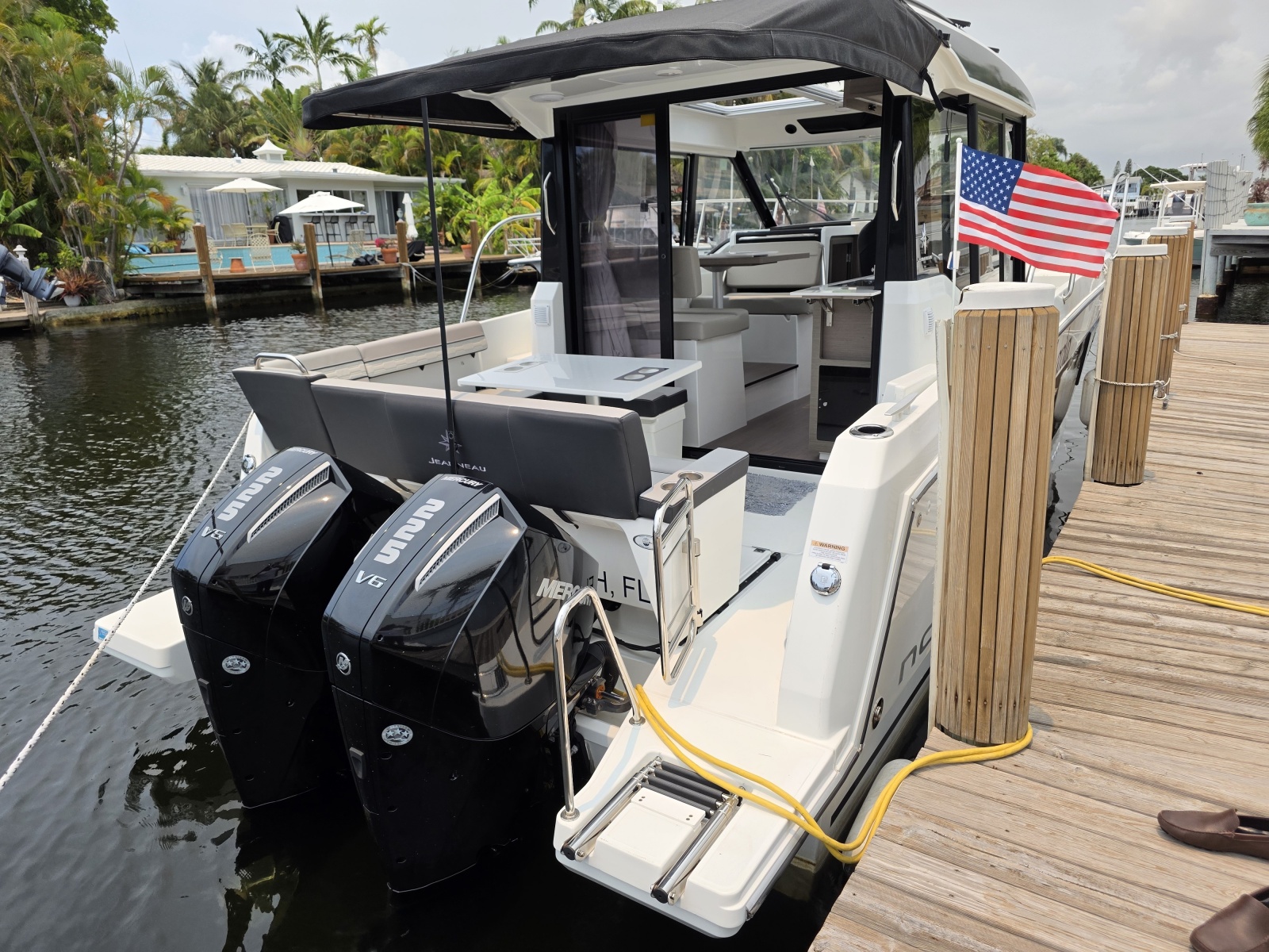 2025 Jeanneau NC 895 Series 2