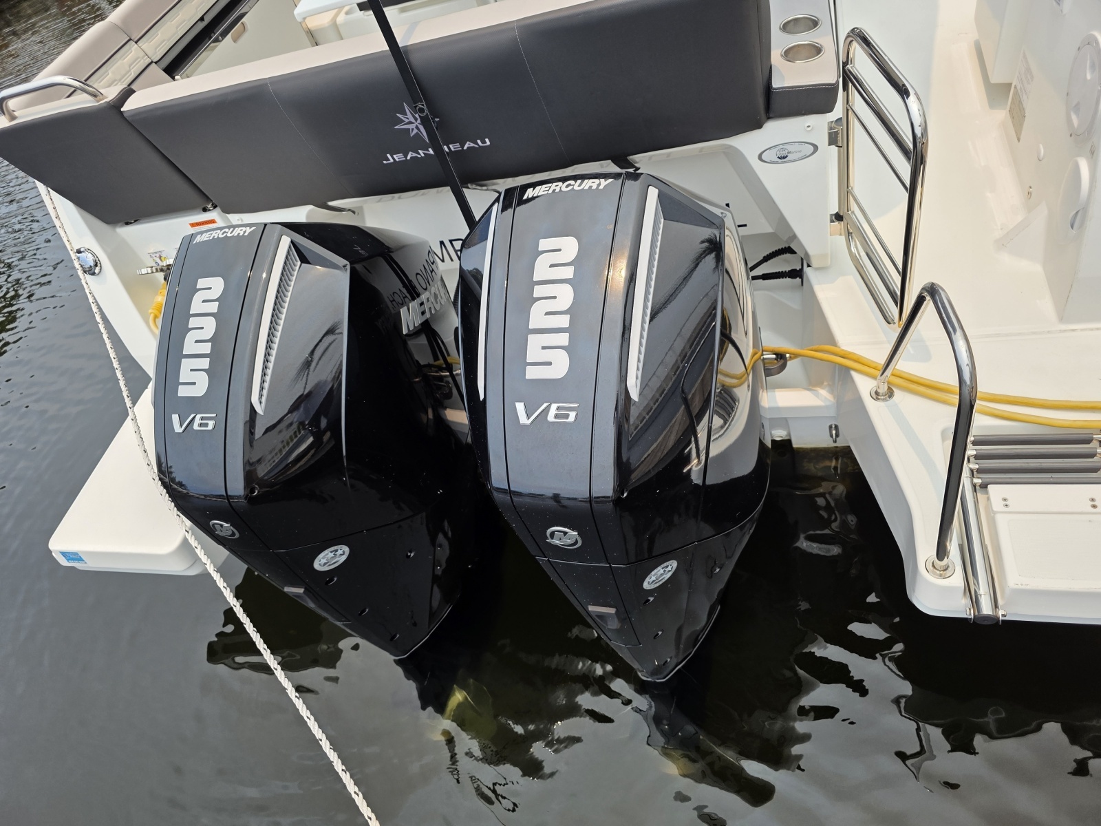 2025 Jeanneau NC 895 Series 2