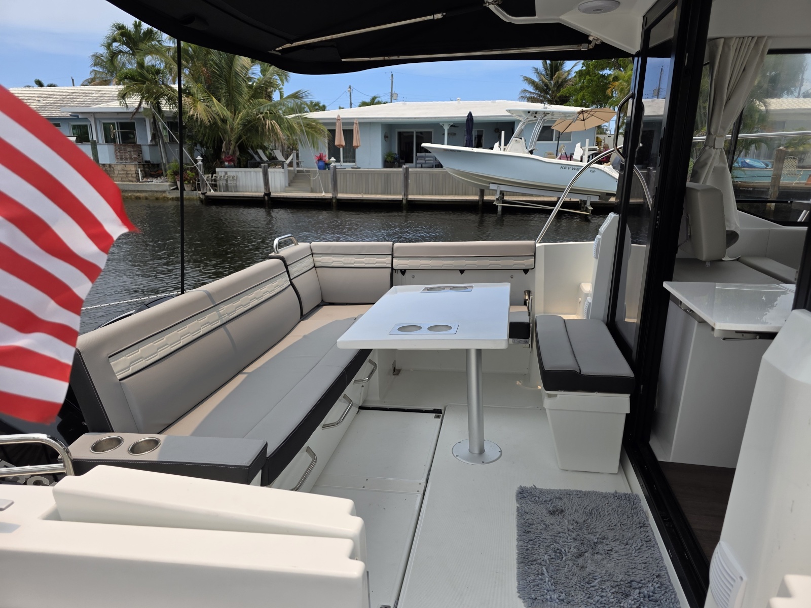 2025 Jeanneau NC 895 Series 2