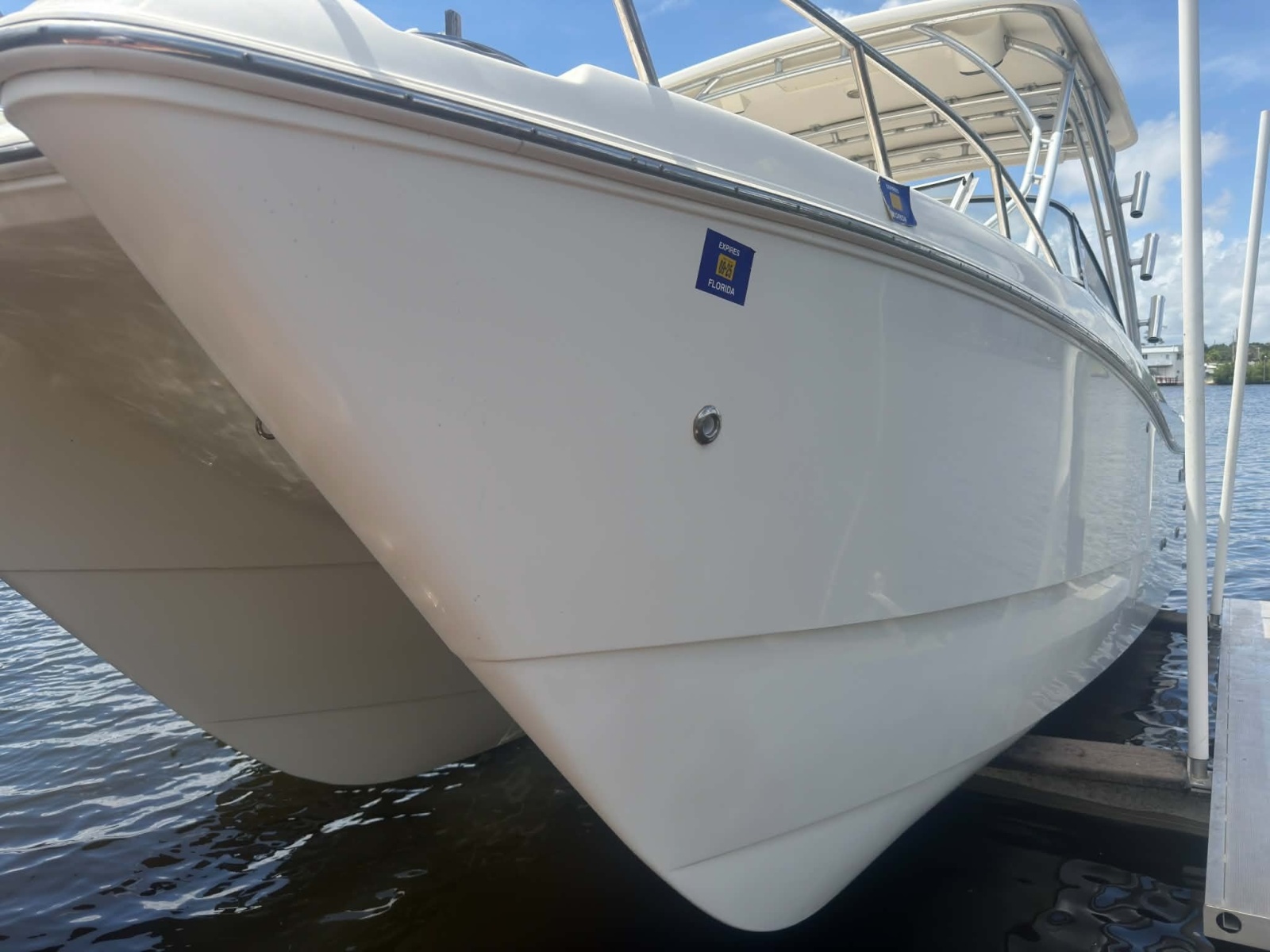 2015 World Cat 255 DC