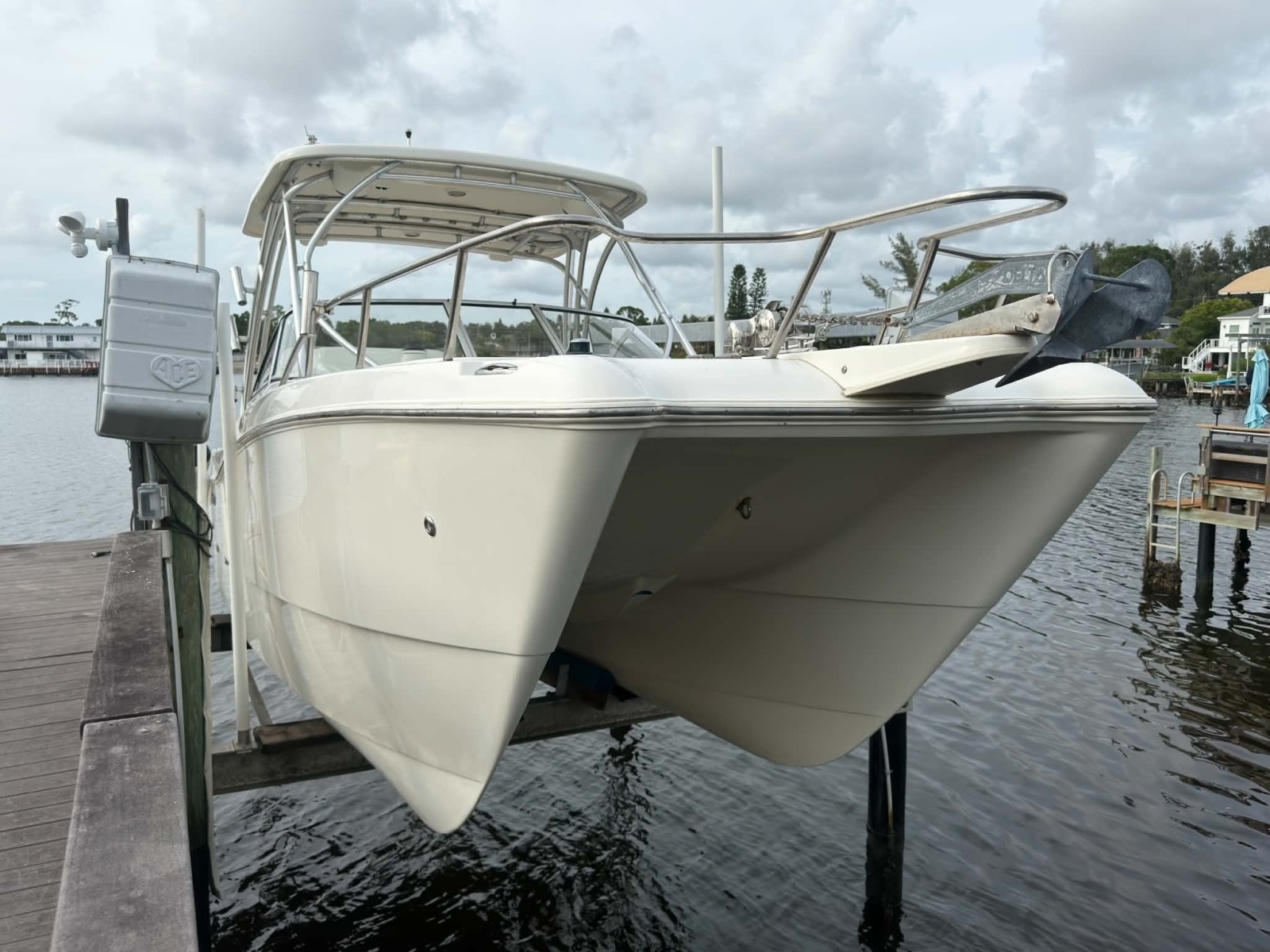 2015 World Cat 255 DC