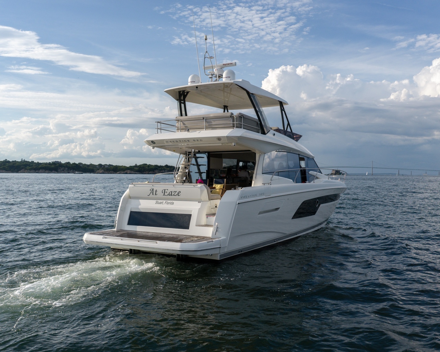 2022 Prestige 520