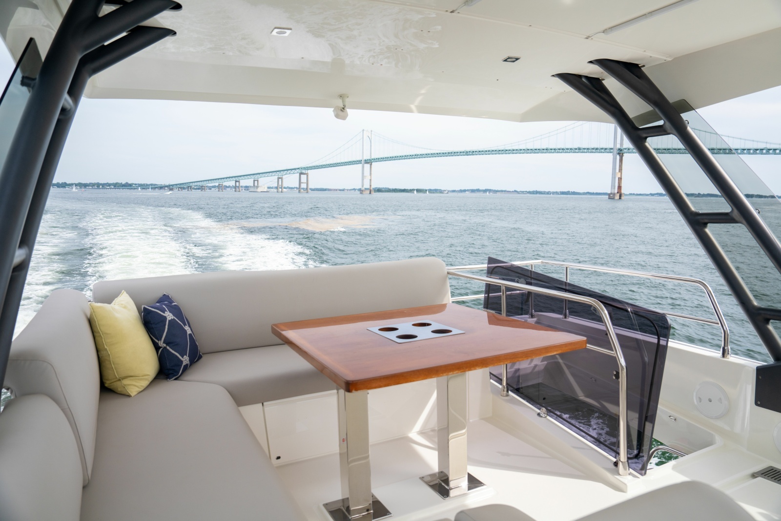 2022 Prestige 520