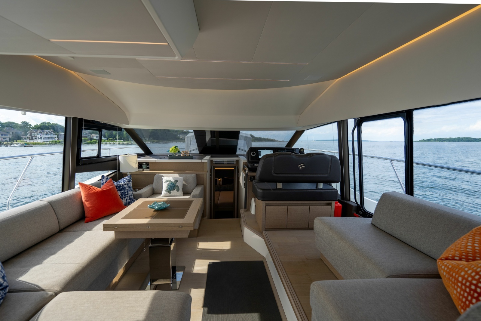 2022 Prestige 520