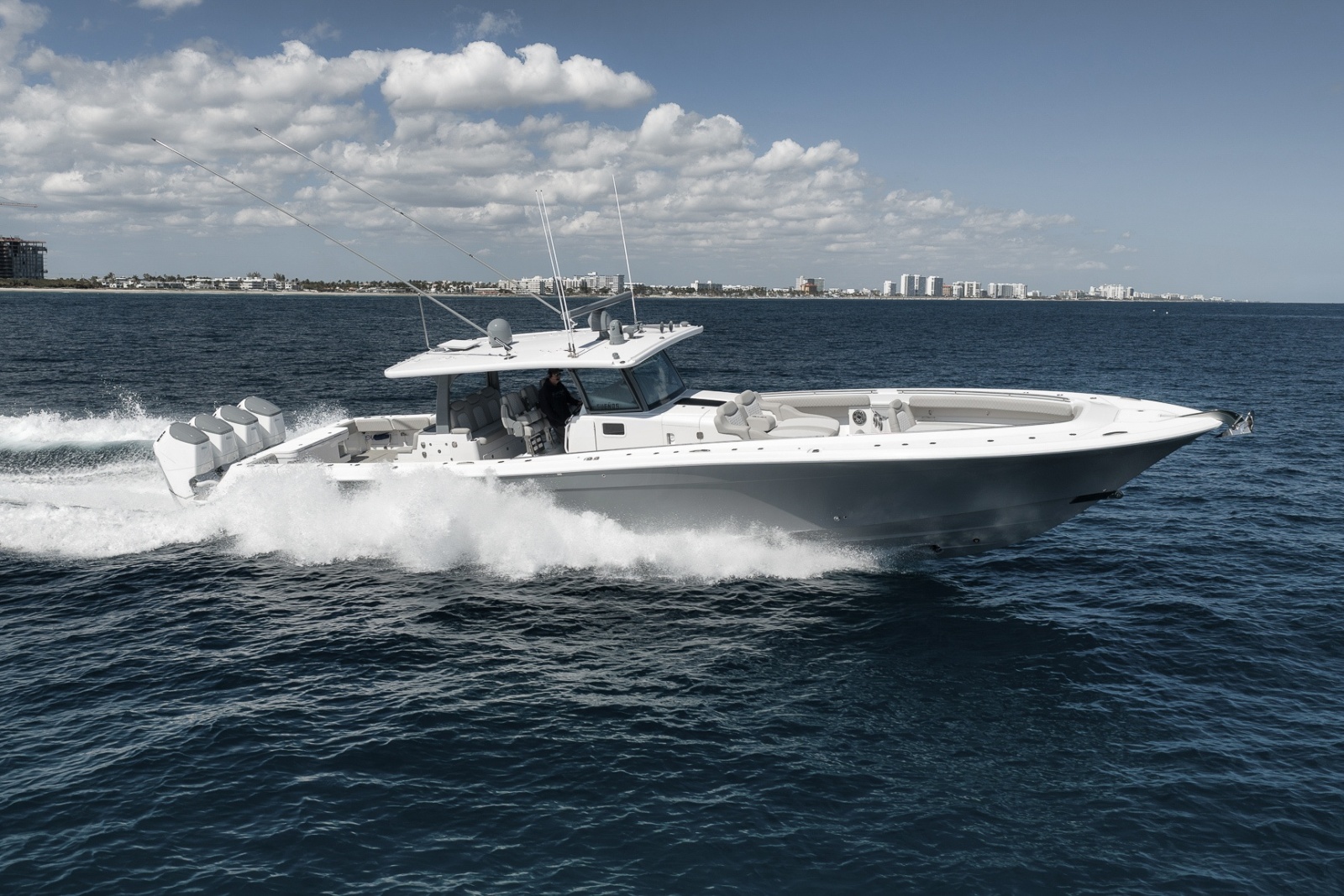 2025 HCB 53 Suenos
