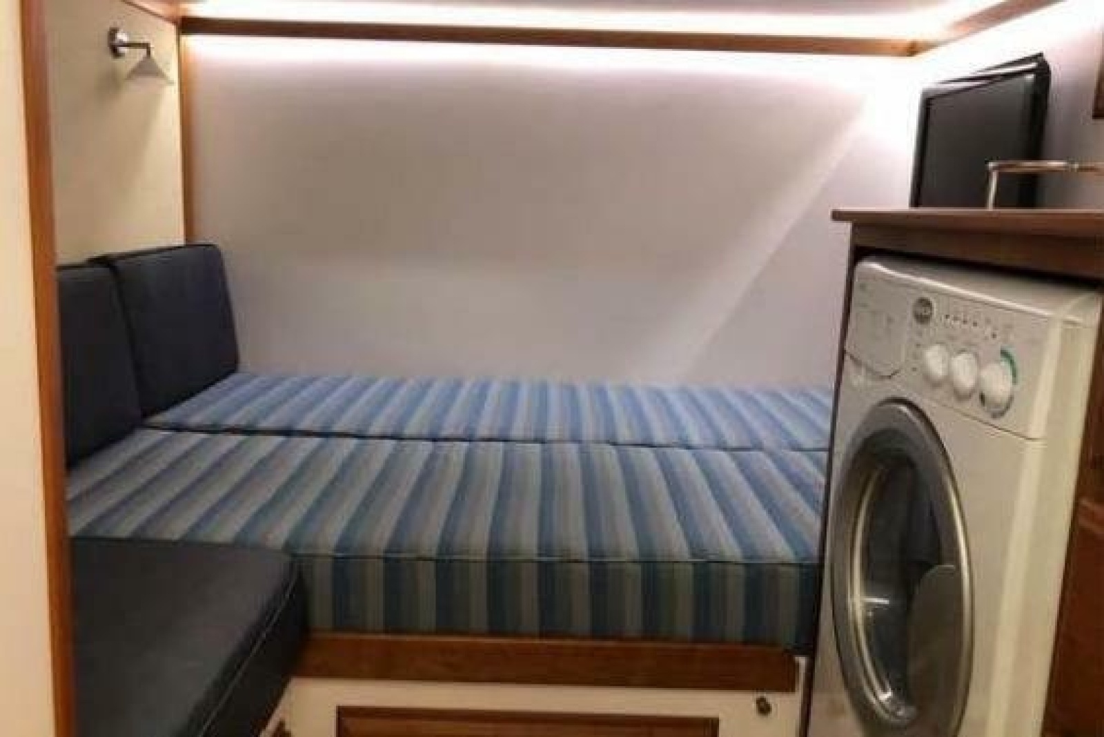 2012 Sabre 48 Salon Express