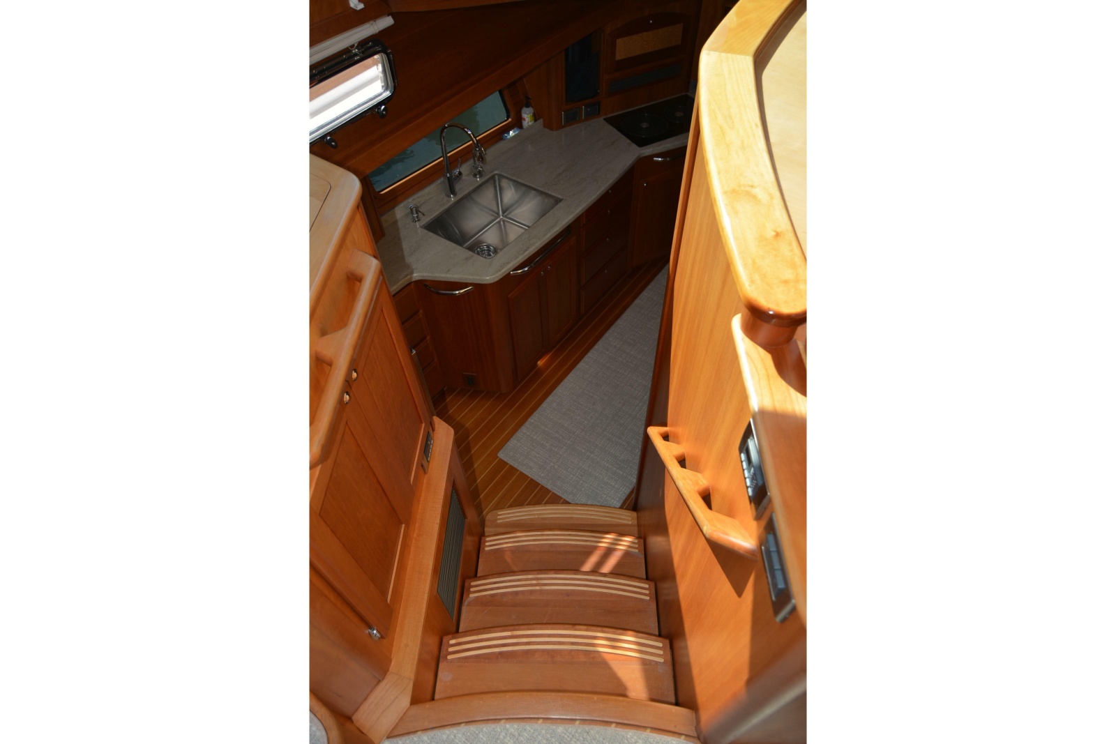 2012 Sabre 48 Salon Express