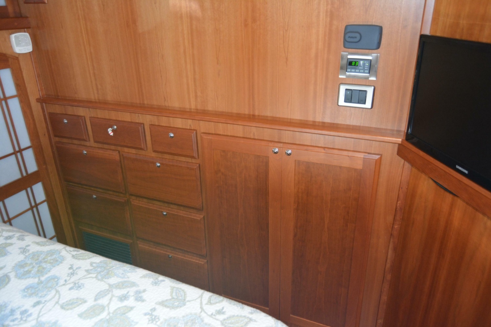 2012 Sabre 48 Salon Express