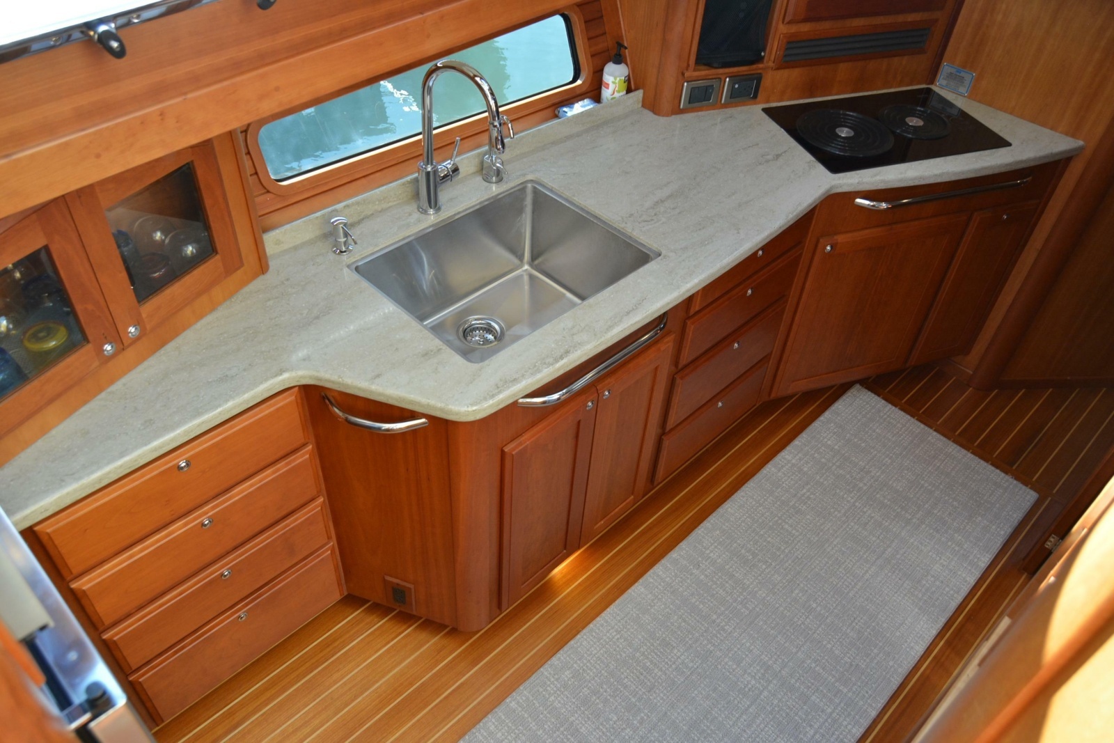 2012 Sabre 48 Salon Express