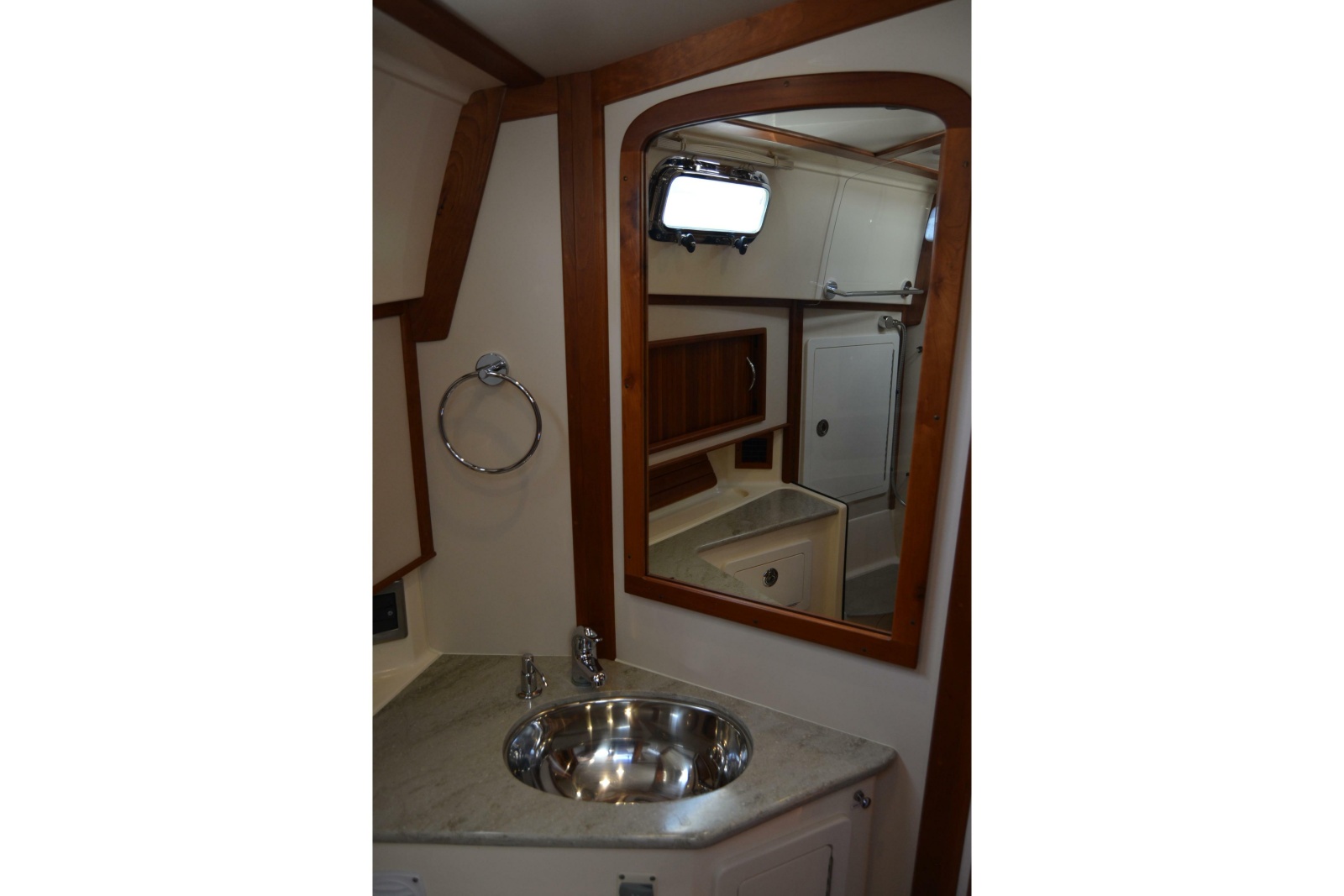 2012 Sabre 48 Salon Express