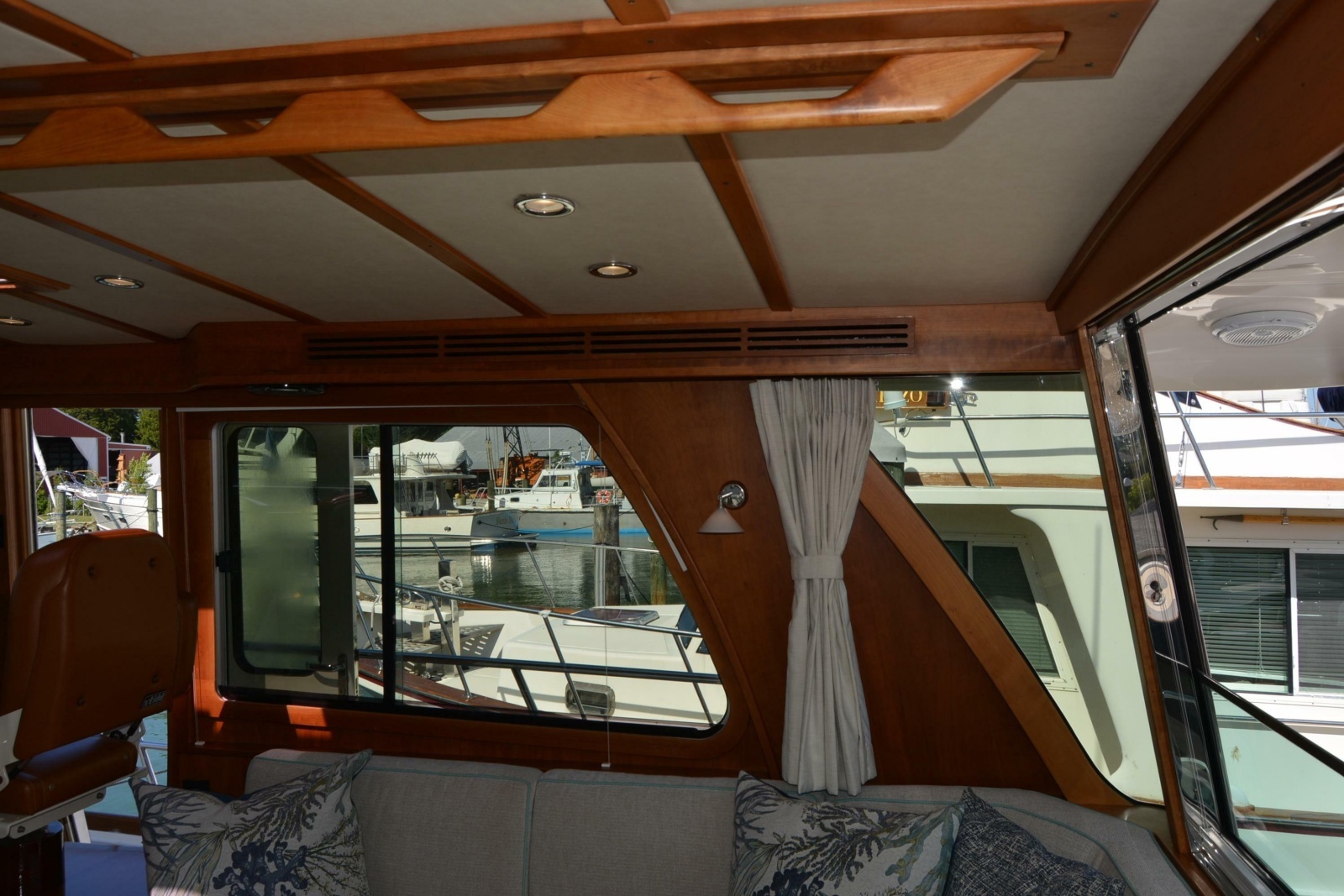 2012 Sabre 48 Salon Express
