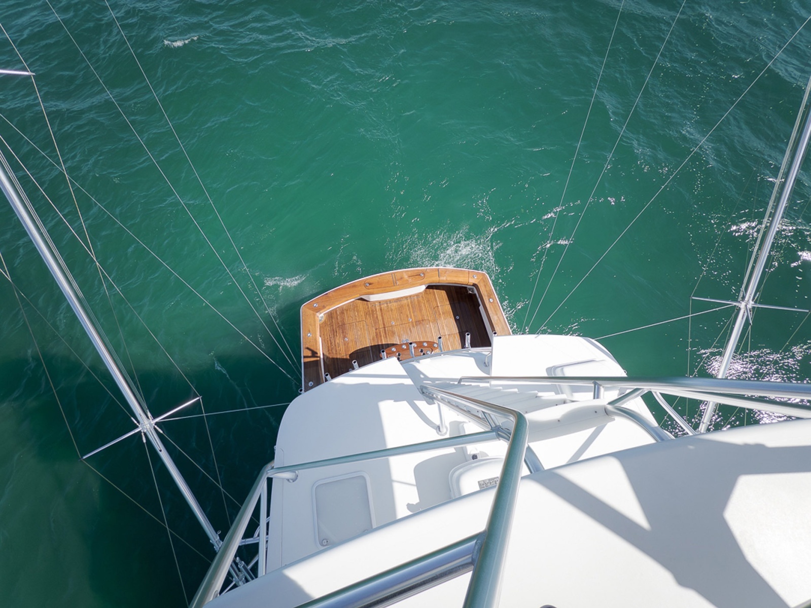 2015 Viking 76 Enclosed Bridge