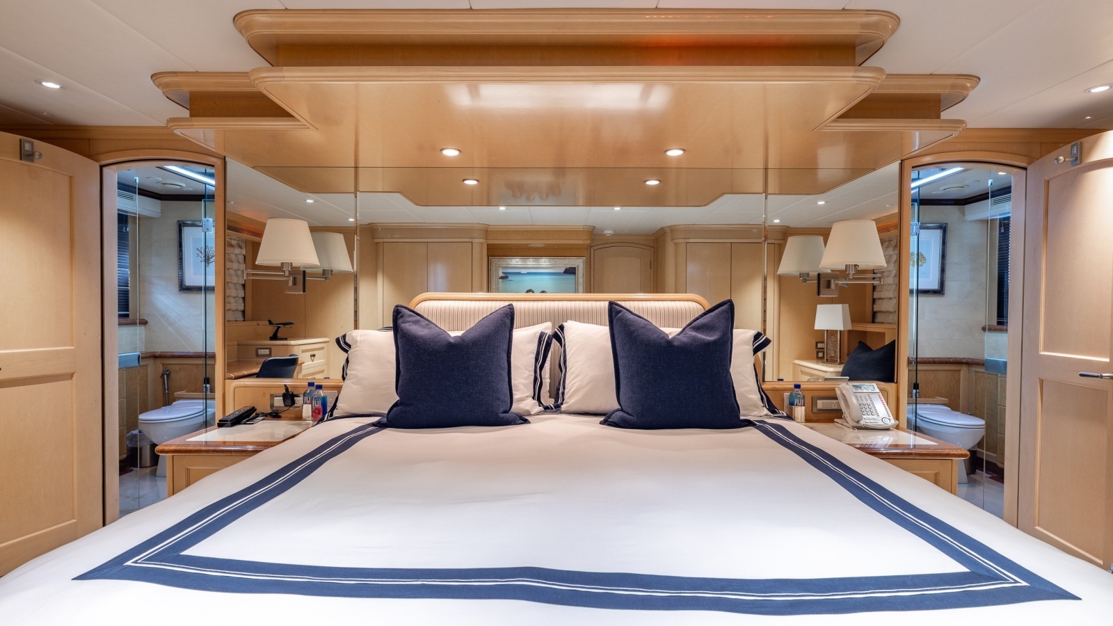 1998 Trinity Yachts 