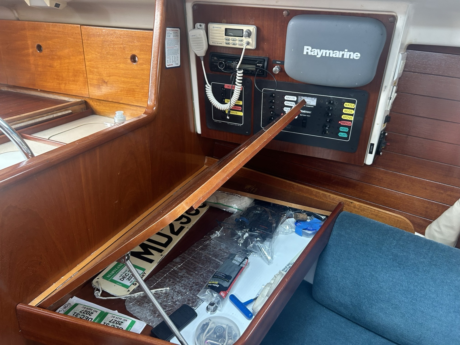 1996 Beneteau Oceanis 321