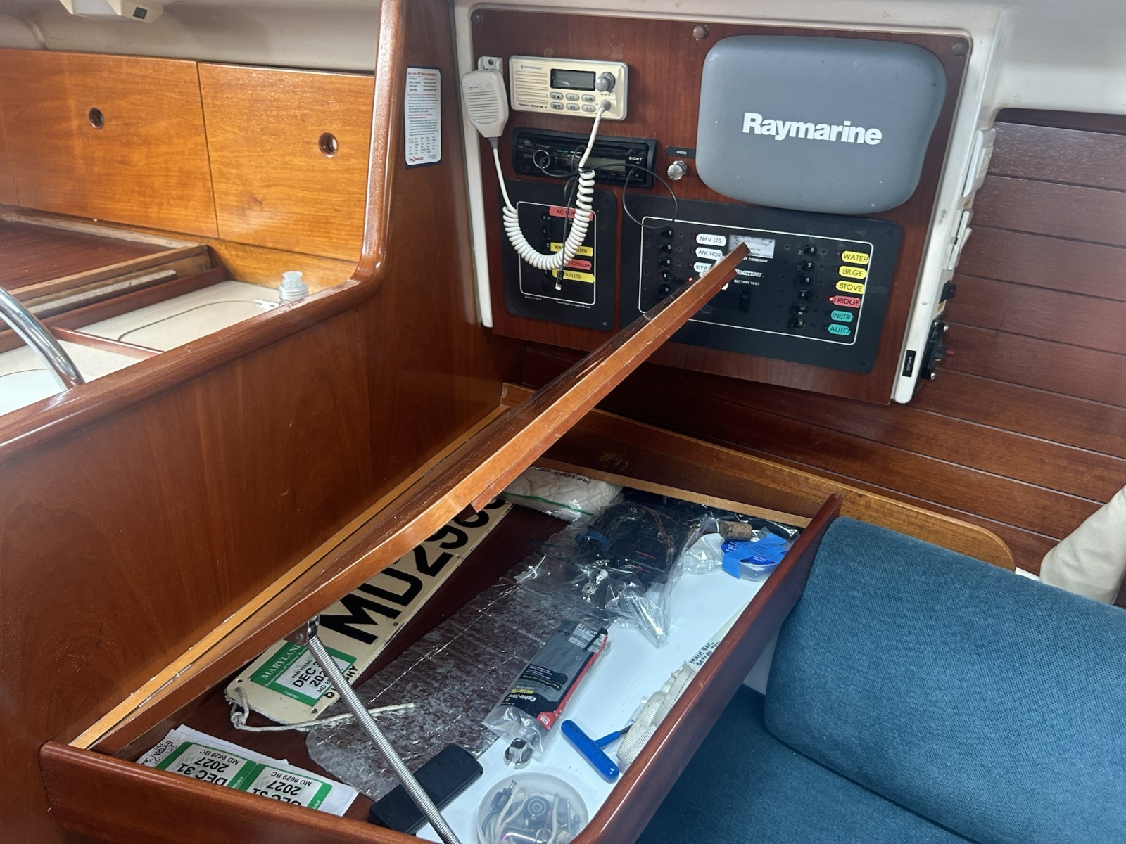 1996 Beneteau Oceanis 321