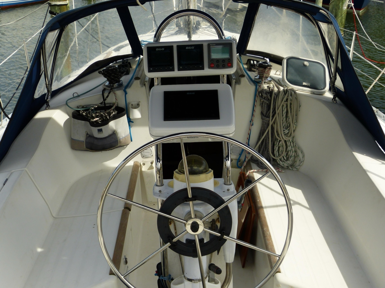 1996 Beneteau Oceanis 321