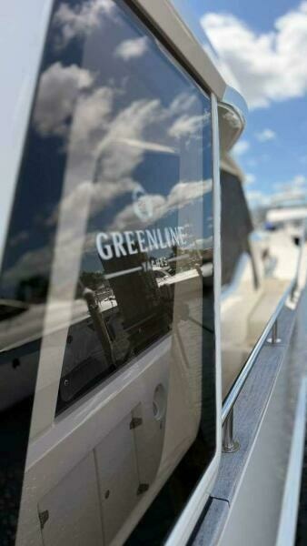 2024 Greenline 48 Fly Hybrid