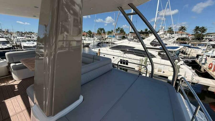 2024 Greenline 48 Fly Hybrid