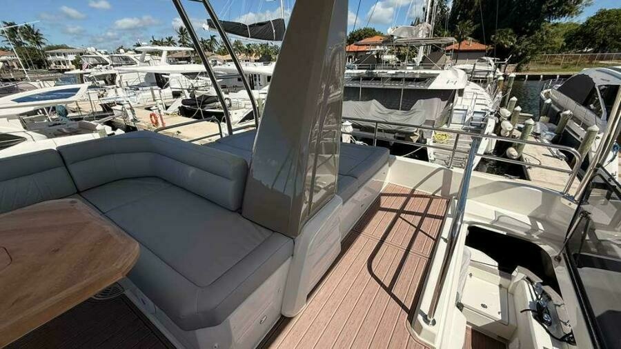 2024 Greenline 48 Fly Hybrid