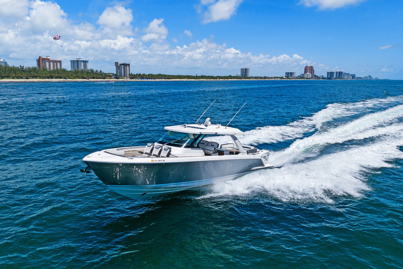 2020 Tiara Yachts 
