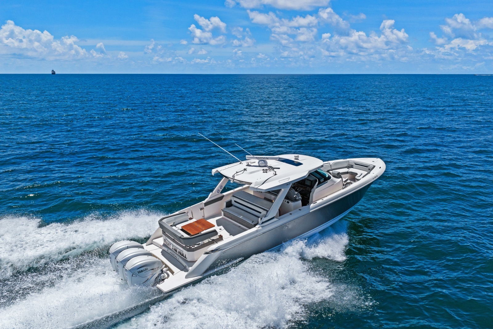 2020 Tiara Yachts 