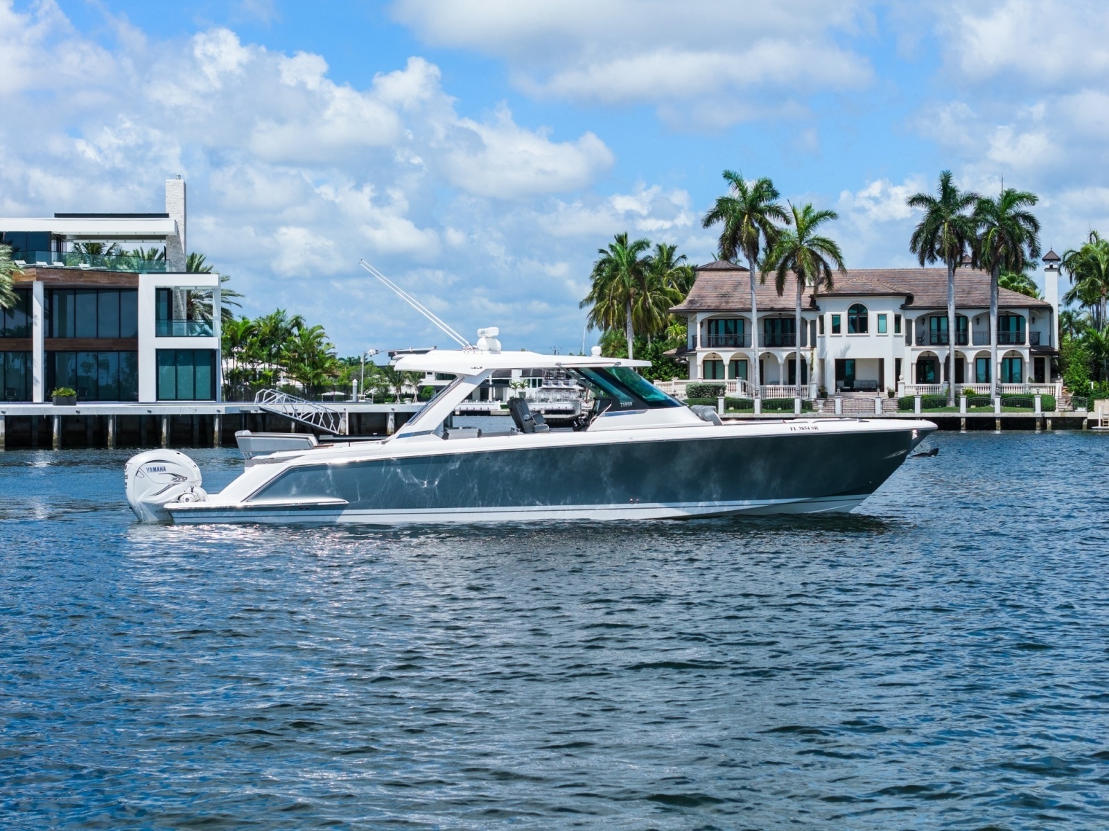 2020 Tiara Yachts 