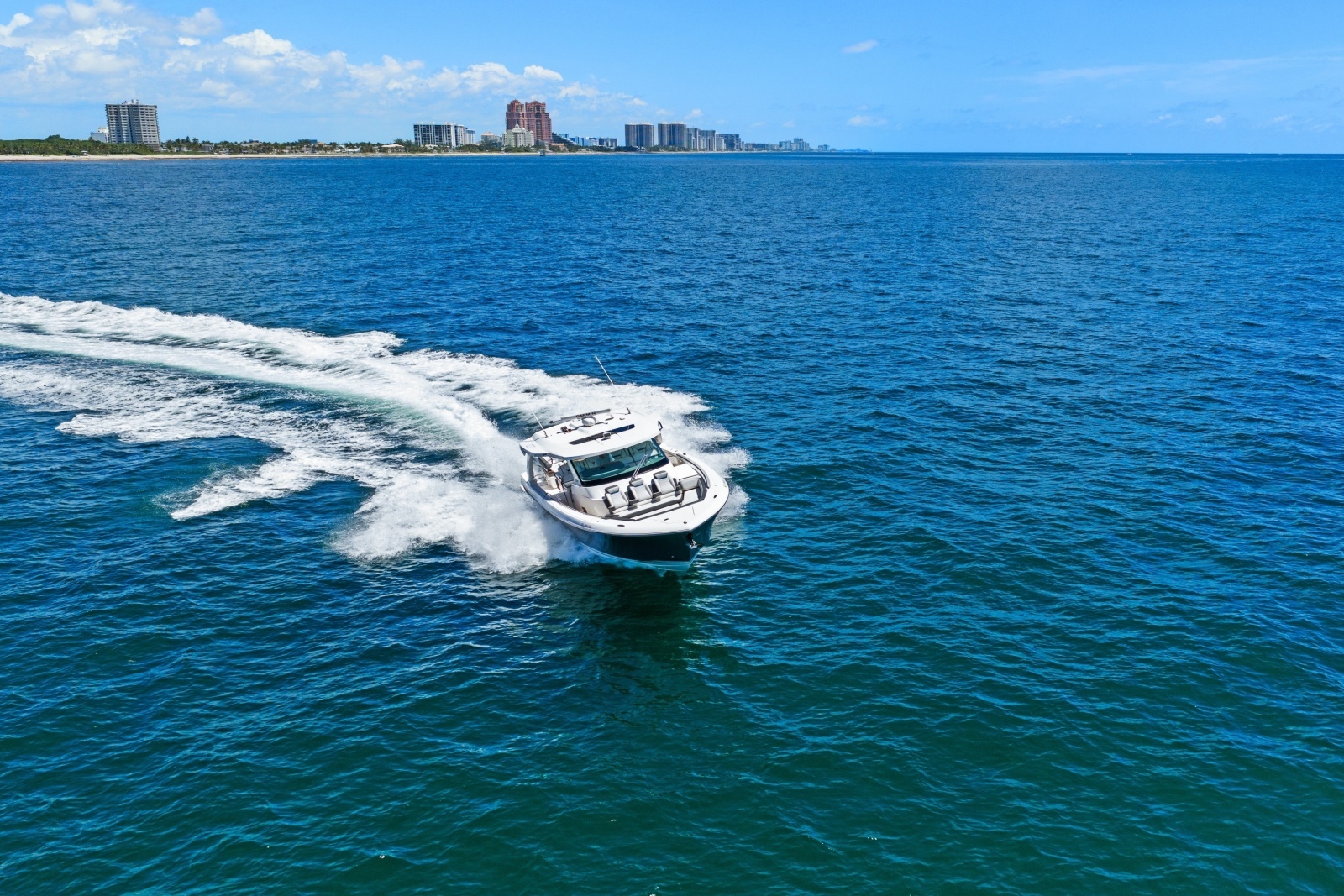 2020 Tiara Yachts 