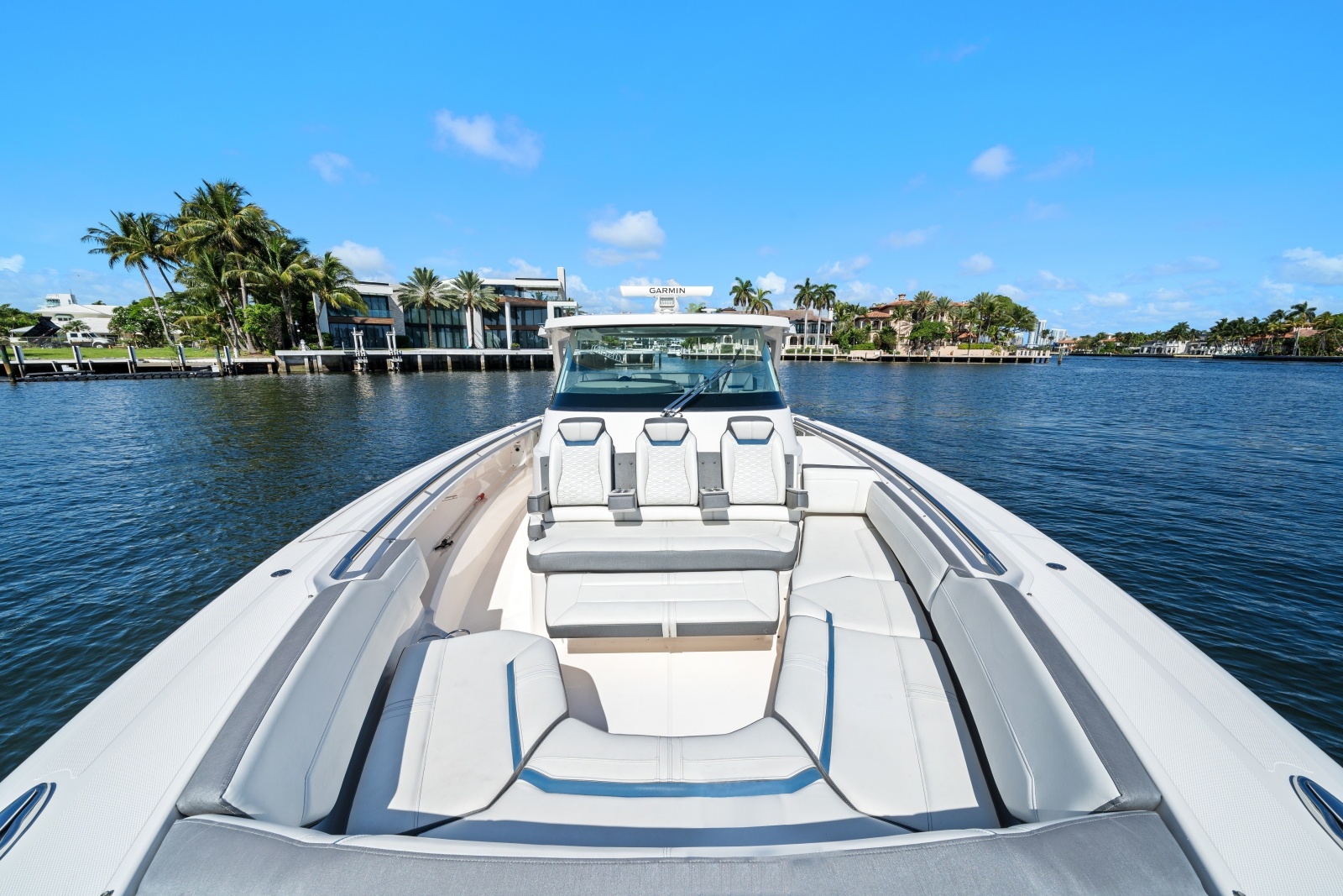 2020 Tiara Yachts 