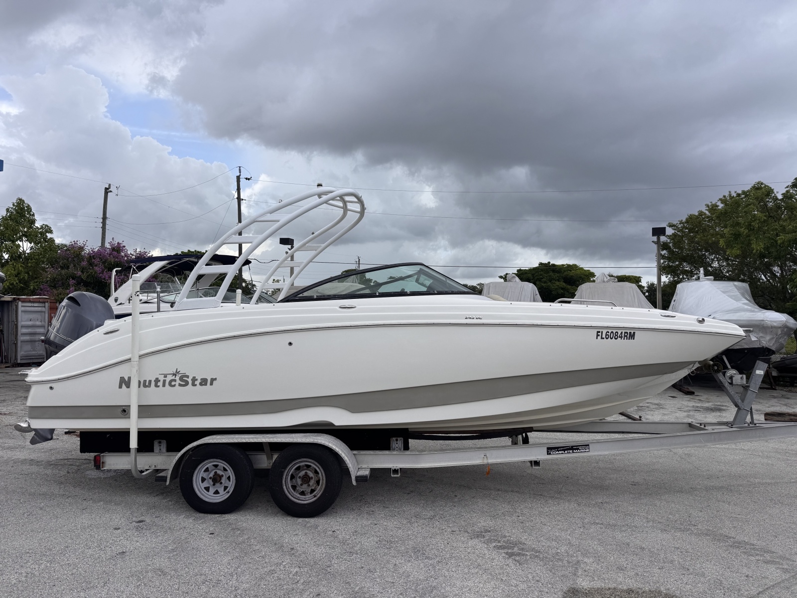 2018 NauticStar 243 DC