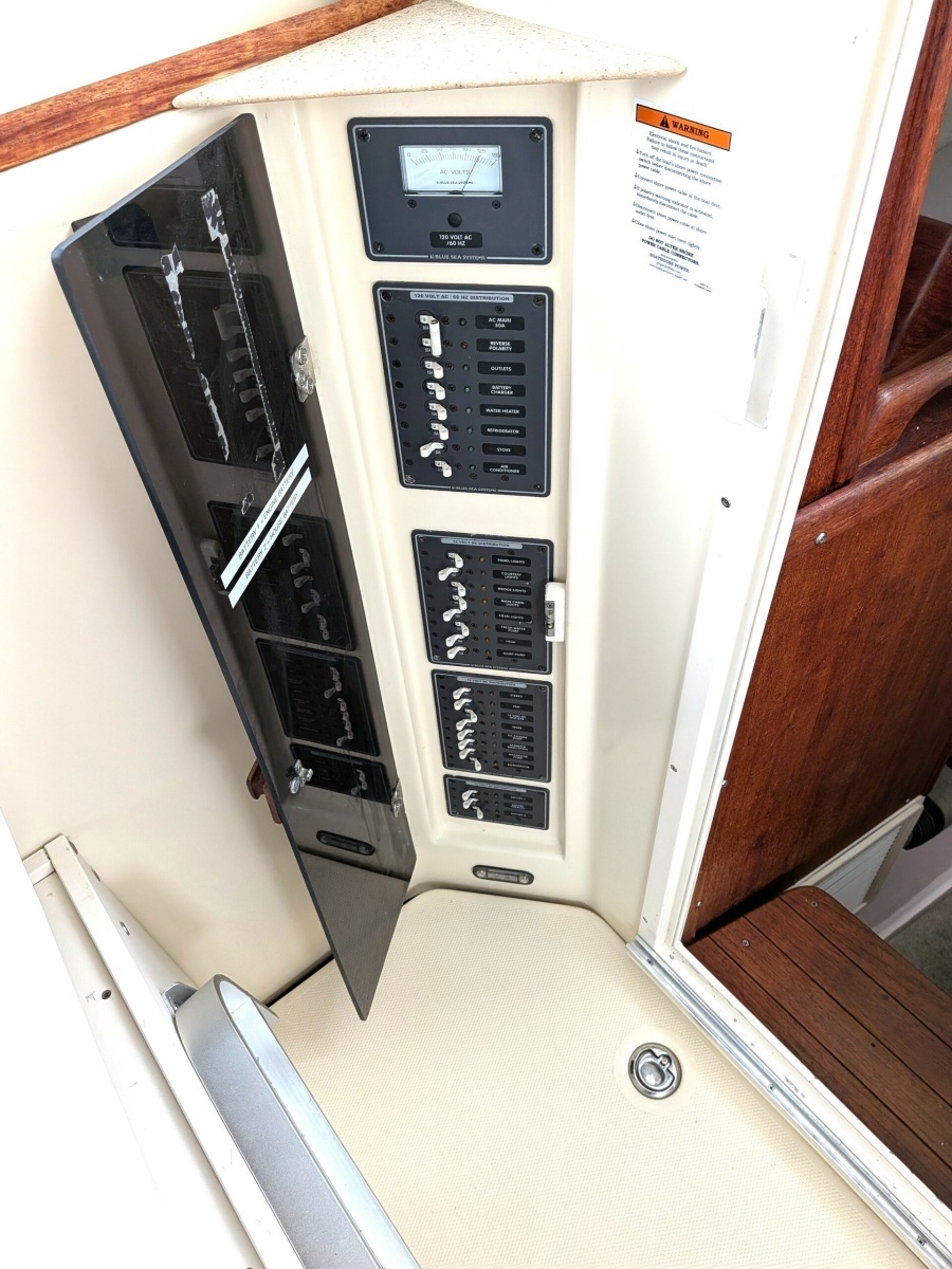 2003 Atlas 
