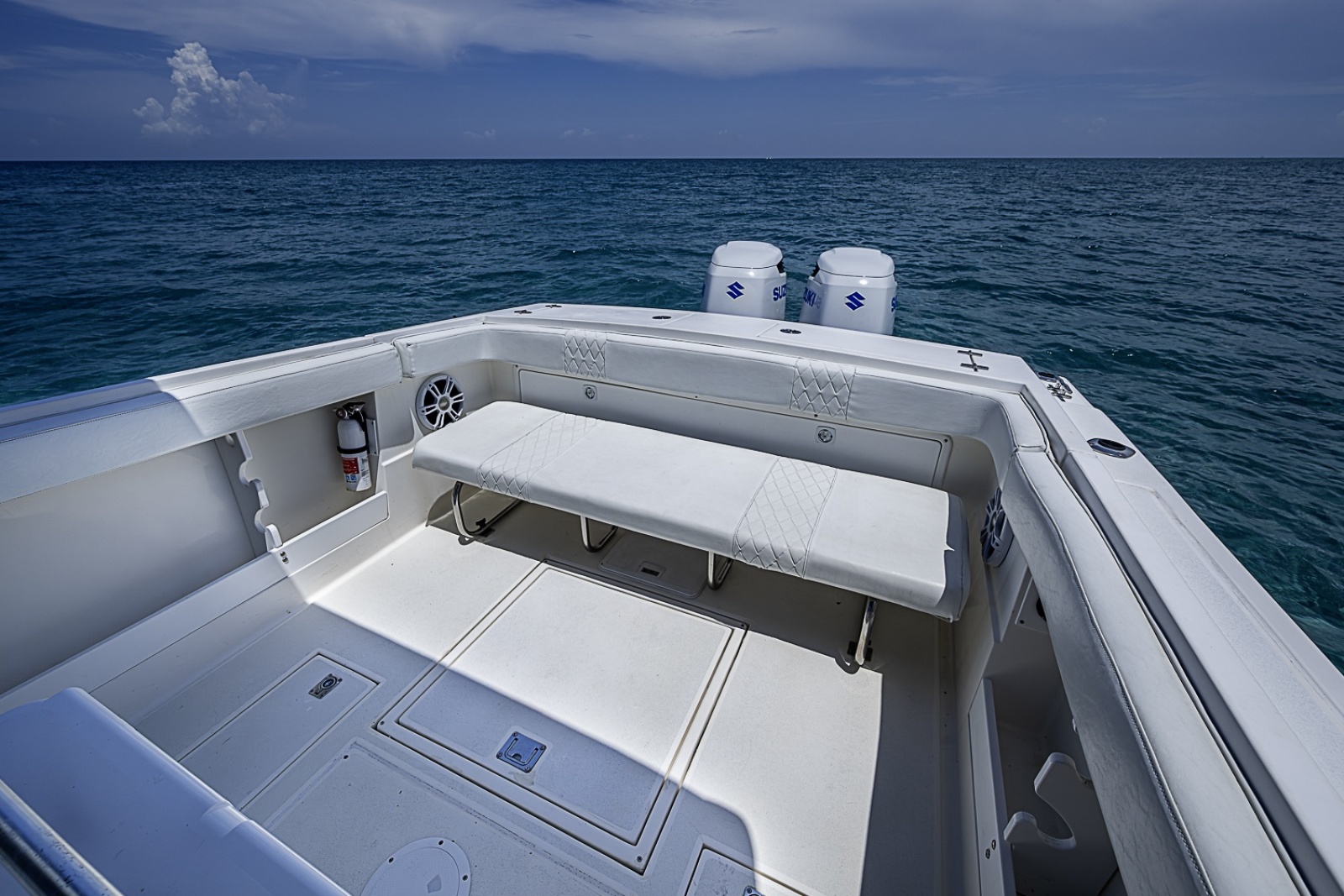 1995 Wellcraft Scarab 34