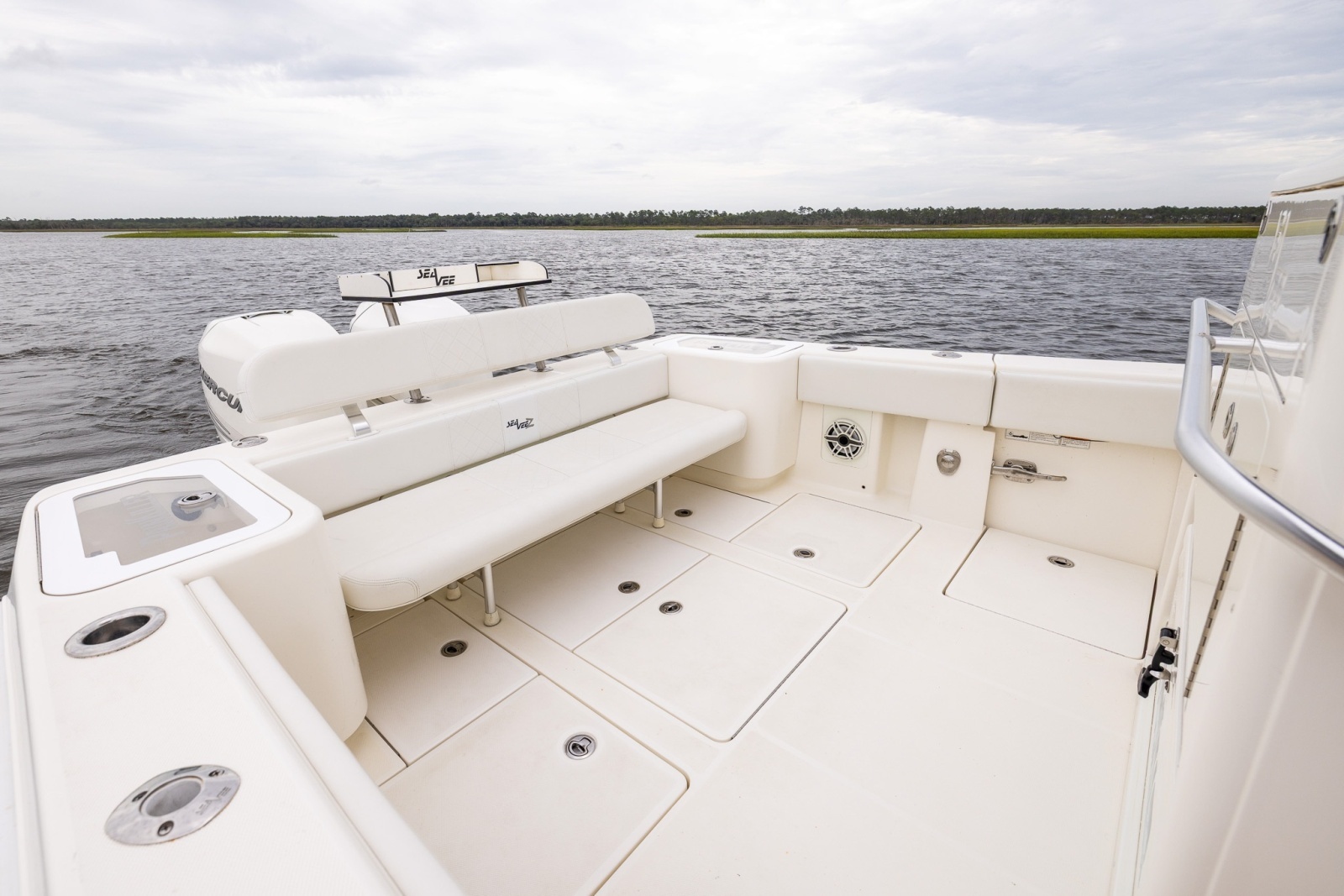 2019 SeaVee 322Z