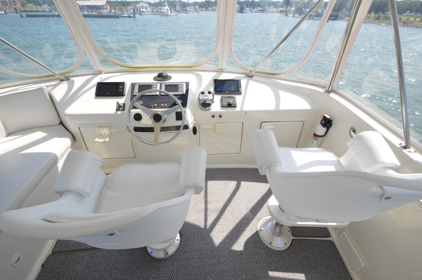 1995 Ocean Cockpit Motor Yacht
